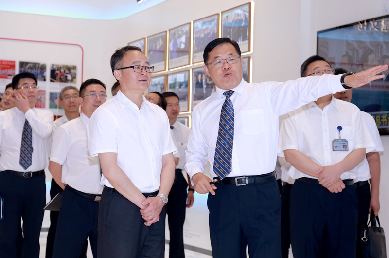 5cf9df4393822.jpg 5cf9df4393822.jpg